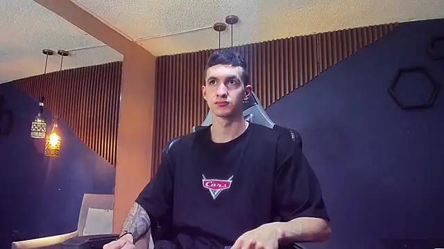 JacksonOlsenn online show from 03-18-25, 01:31