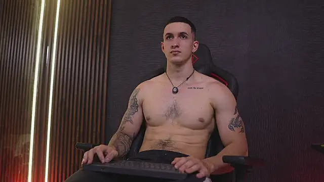 JacksonOlsenn online show from 03-31-26, 08:53