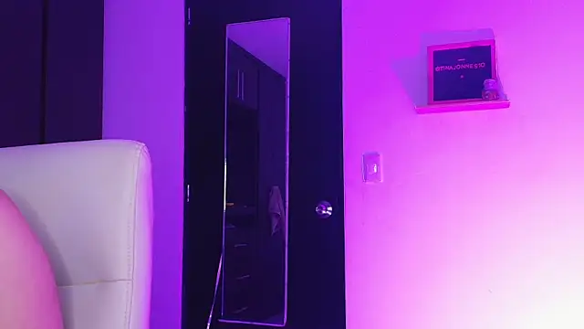 TinaJonnes  online show from 05-31-26, 01:03