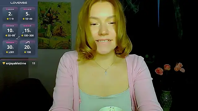 Snapshot of TaylorBre chatting on 11-11-25, 07:30 TaylorBre online show from 11-11-25, 07:30