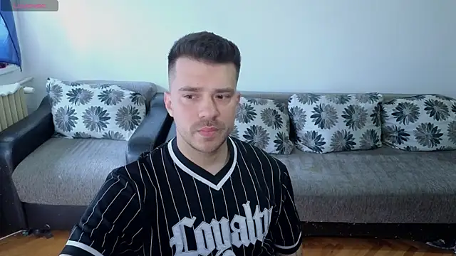 Snapshot of JohnnyStepBro chatting on 06-05-26, 10:54 JohnnyStepBro online show from 06-05-26, 10:54