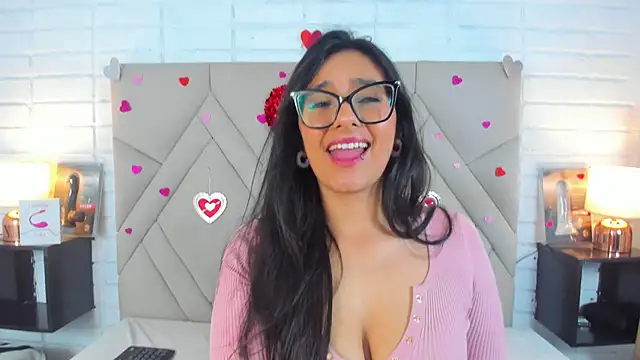 Isis Osman online show from 02-23-25, 12:51