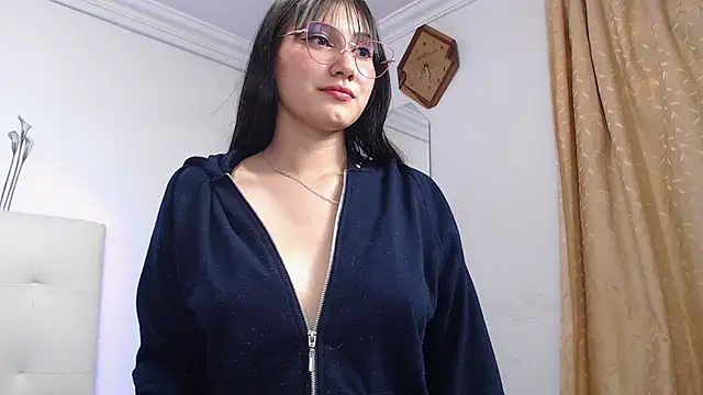 Chloe Brownx online show from 03-10-25, 06:56