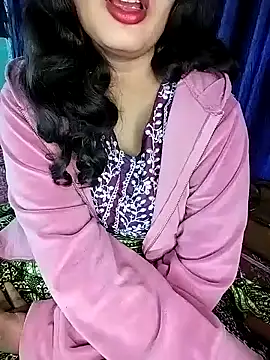 Miss-Siyaa online show from 12-16-24, 03:11