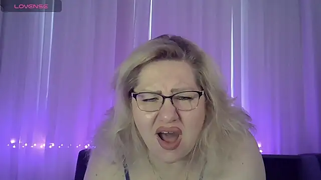 AngelinaGlam online show from 03-11-26, 12:55