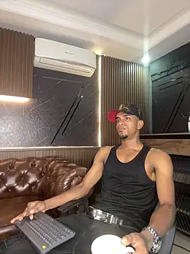 AaronCruz  online show from 03-30-26, 09:27