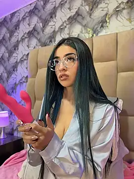 Snapshot of Kristin_Ramirez chatting on 06-10-26, 01:17 Kristin Ramirez online show from 06-10-26, 01:17