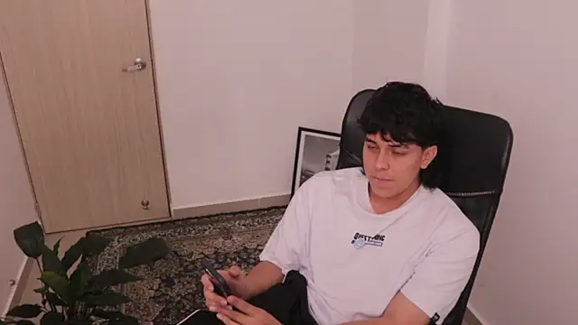 Tony Hoffa online show from 02-24-26, 05:44