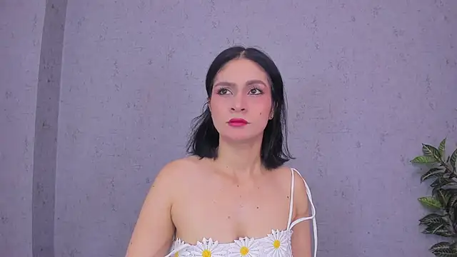 Tiffany mendez online show from 03-04-26, 12:11