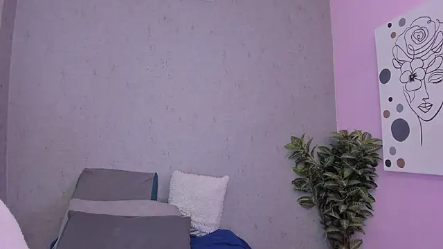 Snapshot of Tiffany_mendez chatting on 05-09-26, 12:10 Tiffany mendez online show from 05-09-26, 12:10
