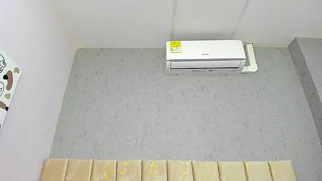 Snapshot of Tiffany_mendez chatting on 05-27-26, 12:02 Tiffany mendez online show from 05-27-26, 12:02