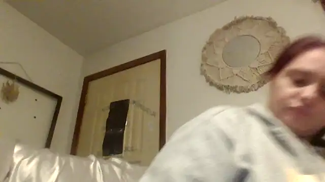 lilbishmiss online show from 11-10-25, 12:15