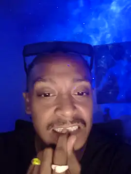 Wide-eyedLight6 online show from 05-03-26, 12:49
