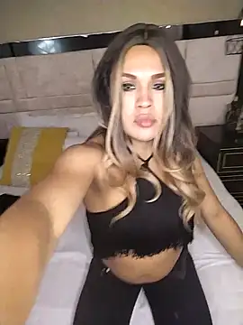 Snapshot of kimCosseyy chatting on 01-08-26, 12:02 kimCosseyy online show from 01-08-26, 12:02