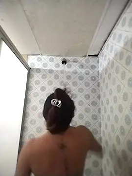 Snapshot of kimCosseyy chatting on 02-21-26, 02:01 kimCosseyy online show from 02-21-26, 02:01