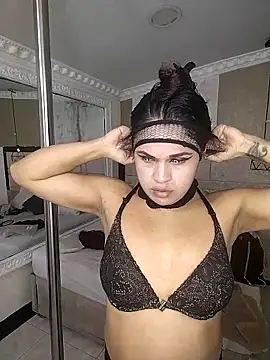 Snapshot of kimCosseyy chatting on 03-27-26, 02:06 kimCosseyy online show from 03-27-26, 02:06