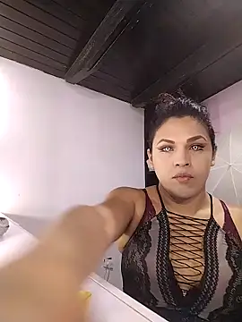 Snapshot of kimCosseyy chatting on 04-05-26, 02:09 kimCosseyy online show from 04-05-26, 02:09