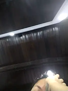 Snapshot of kimCosseyy chatting on 04-10-26, 02:06 kimCosseyy online show from 04-10-26, 02:06