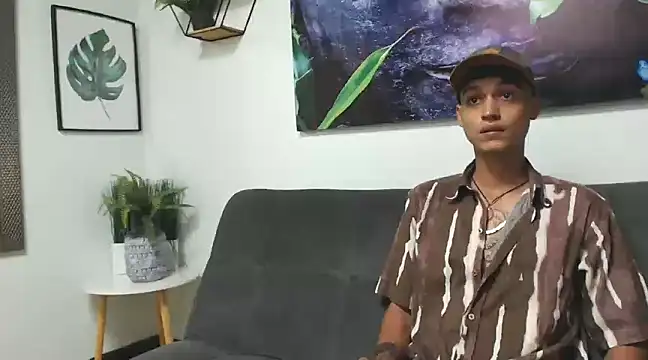 Snapshot of Reidendick99 chatting on 12-12-24, 06:42 Reidendick99 online show from 12-12-24, 06:42