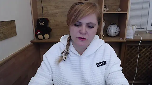 DaniellaKiss online show from 03-25-26, 05:08