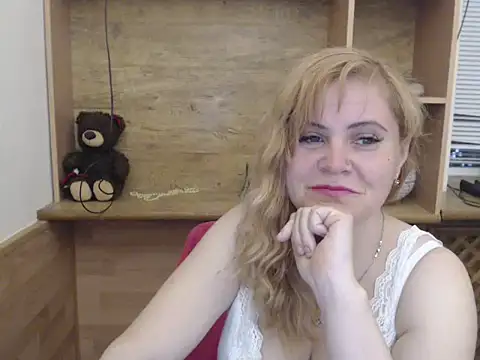 DaniellaKiss online show from 05-15-26, 05:53
