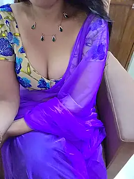 Snapshot of Roja-Telugu777 chatting on 07-18-26, 01:43 Roja-Telugu777 online show from 07-18-26, 01:43