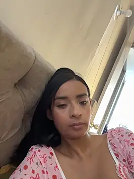 Laura fernandezII online show from 03-09-26, 07:07