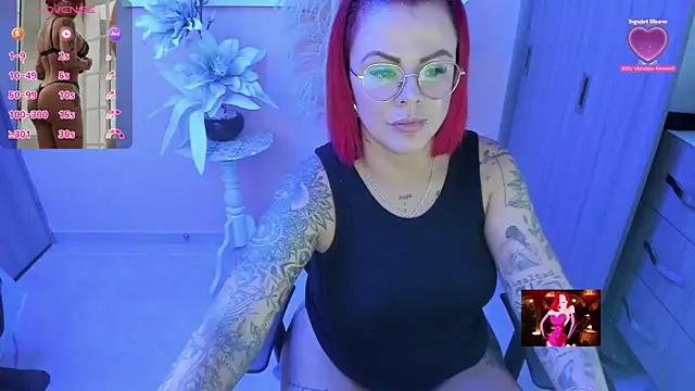 Snapshot of KAROL_MILF chatting on 05-05-26, 12:07 KAROL MILF online show from 05-05-26, 12:07