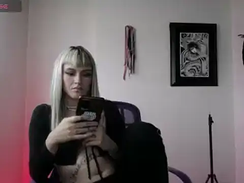 Snapshot of kim_jeins11 chatting on 03-07-25, 08:22 kim jeins11 online show from 03-07-25, 08:22