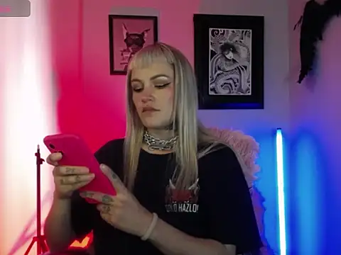 Snapshot of kim_jeins11 chatting on 09-24-25, 04:21 kim jeins11 online show from 09-24-25, 04:21