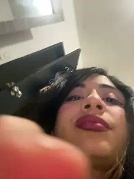 mysteriousgirl20 online show from 05-06-26, 04:23