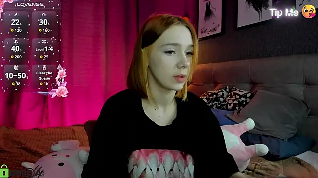 Lesi Moonie01 online show from 05-15-26, 09:05