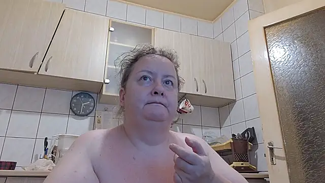 Snapshot of melissaBlessing chatting on 07-18-26, 11:30 melissaBlessing online show from 07-18-26, 11:30