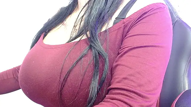 Snapshot of violletha chatting on 03-03-26, 12:33 violletha online show from 03-03-26, 12:33