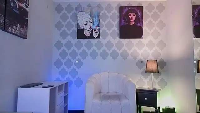 Snapshot of GabyPetit chatting on 07-16-26, 03:07 GabyPetit online show from 07-16-26, 03:07