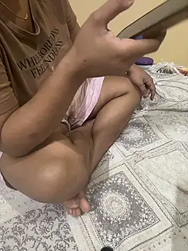 sissarahotty online show from 08-09-26, 02:11