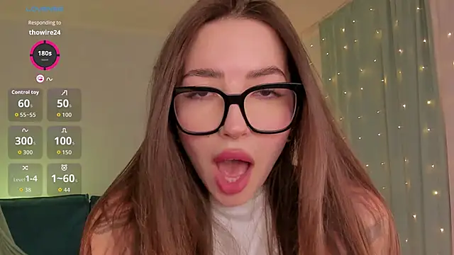 Oh My Dianee online show from 05-25-26, 08:20
