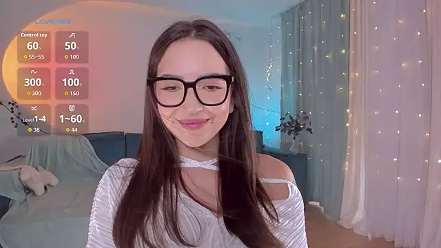 Oh My Dianee online show from 07-20-26, 10:39