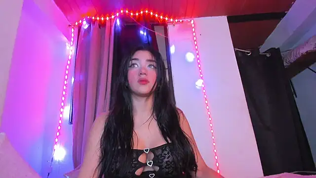 Oliviaa Evans online show from 07-12-26, 05:59