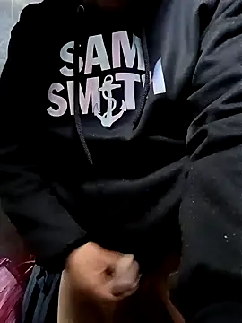 Snapshot of rayhot69 chatting on 12-30-24, 04:08 rayhot69 online show from 12-30-24, 04:08