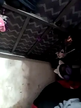 Snapshot of rayhot69 chatting on 03-11-25, 05:13 rayhot69 online show from 03-11-25, 05:13