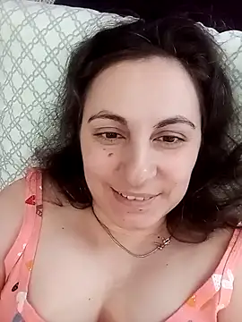 Snapshot of ShelaDiass chatting on 04-17-26, 09:12 ShelaDiass online show from 04-17-26, 09:12