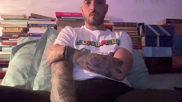 alessandromori91 online show from 04-11-26, 09:19