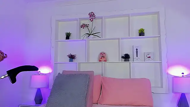 Jenifer Diaz online show from 04-13-26, 01:16