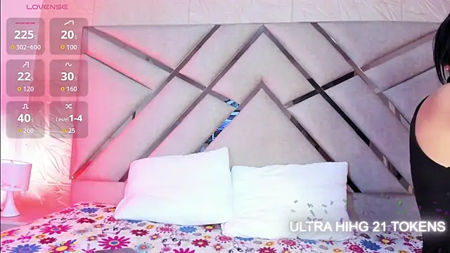 sophie pariss online show from 04-13-26, 03:01