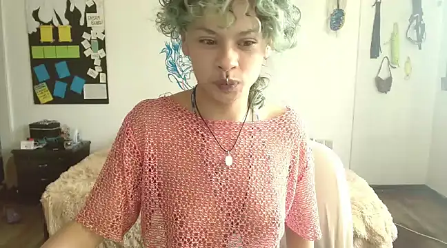 fenixmfx19 online show from 01-02-25, 09:18