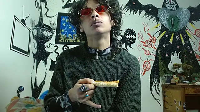 fenixmfx19 online show from 10-07-25, 06:05