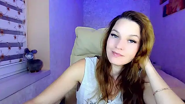 impossibleluna online show from 10-06-25, 06:49