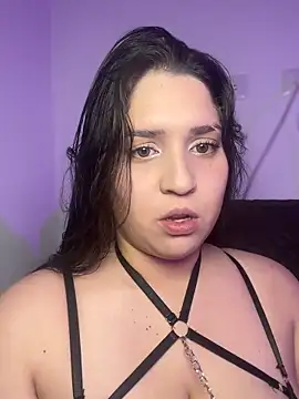 Snapshot of valentina_jonnes1 chatting on 02-13-26, 01:34 valentina jonnes1 online show from 02-13-26, 01:34