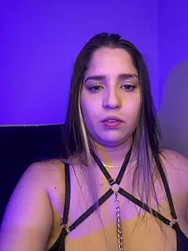 valentina jonnes1 online show from 05-17-26, 11:23